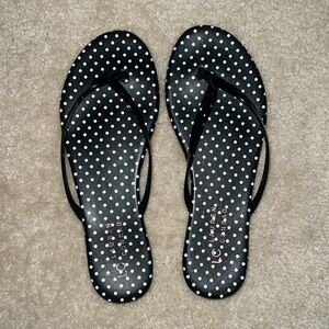 Lauren Conrad black-and-white flip-flops